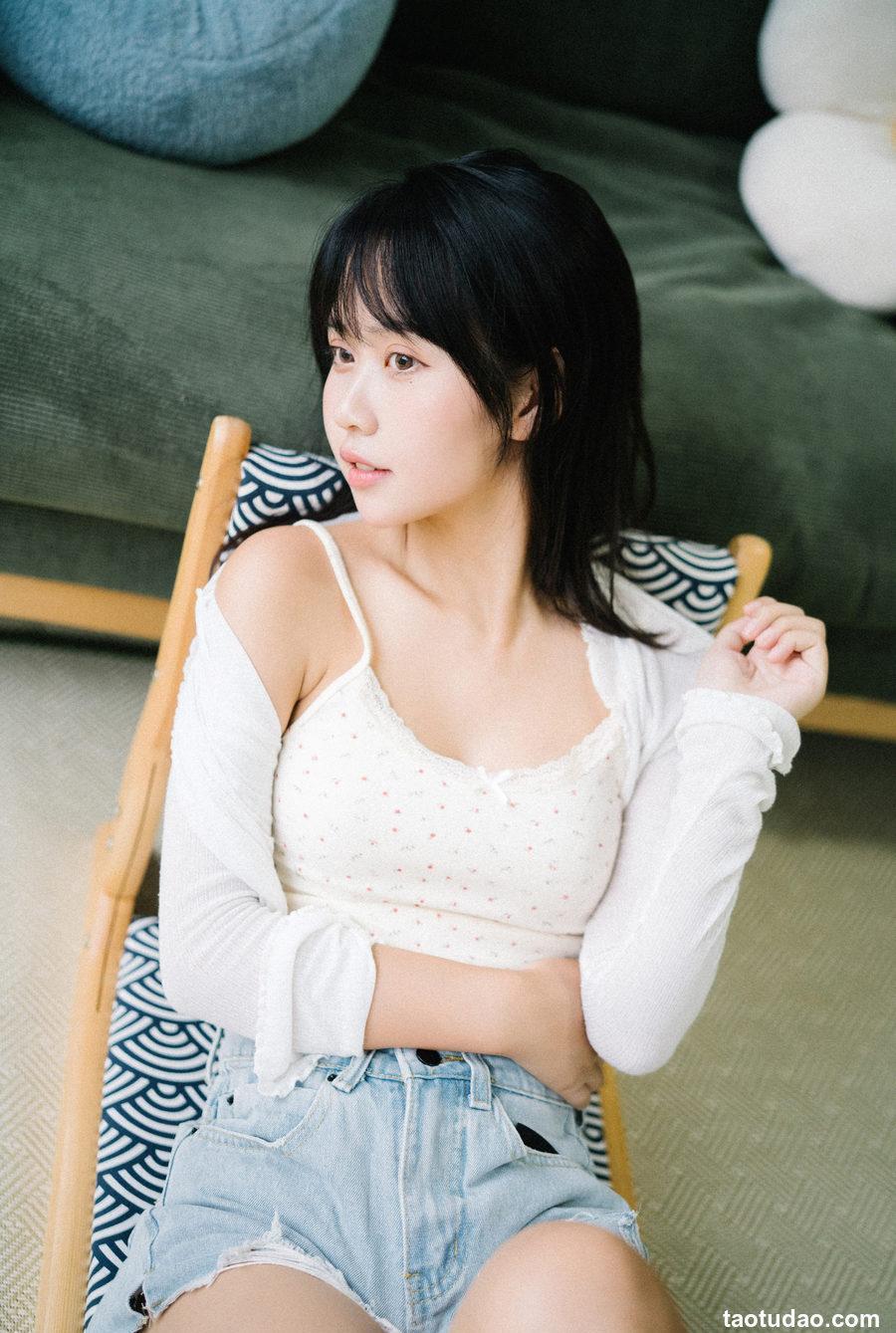 萌芽儿o0 –  夏天的尾巴 [45P-159.6M]