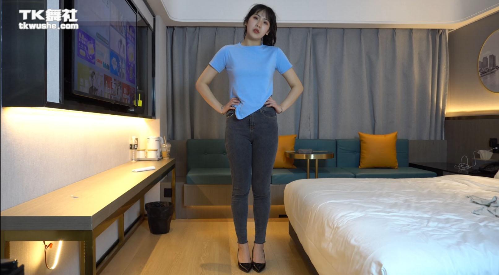 【4K热舞】欢欢 069期【2V-500M】