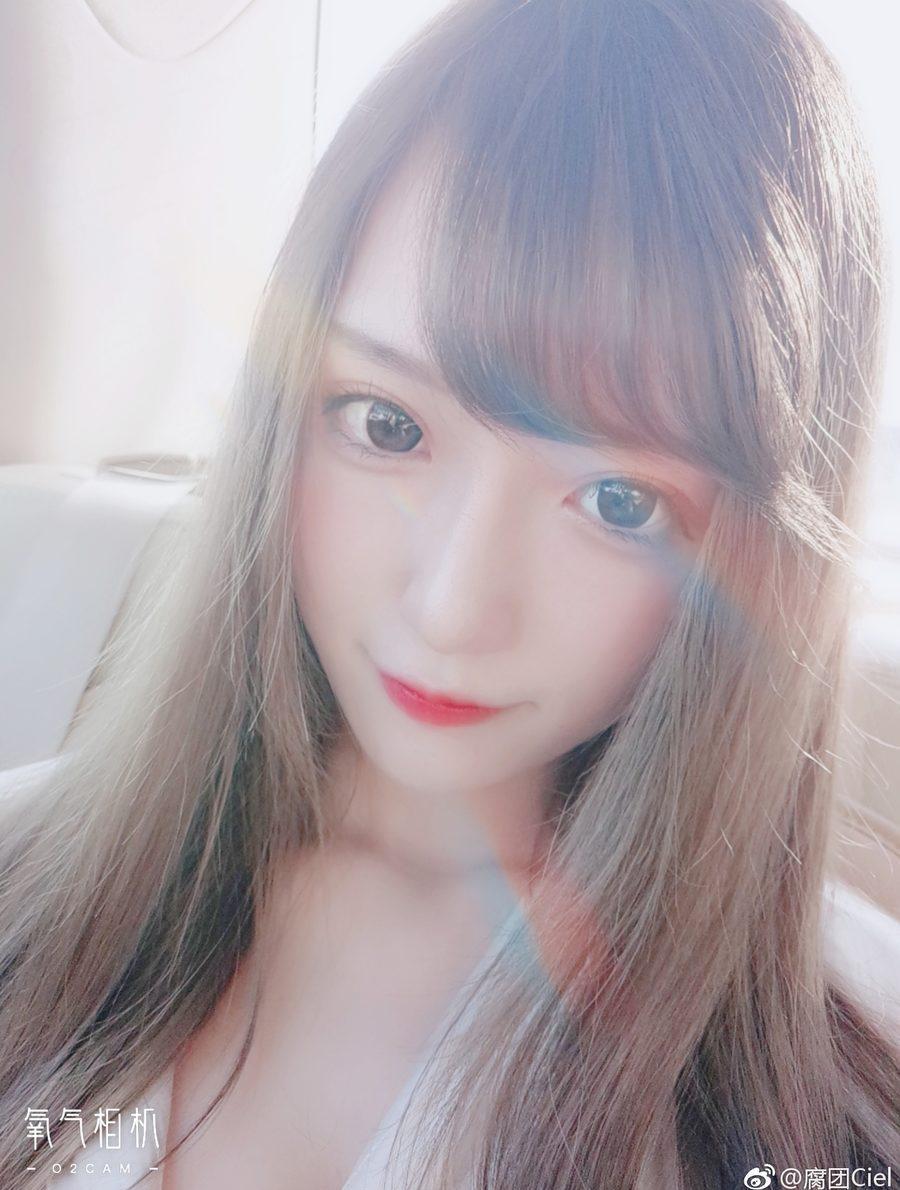 腐团儿Ikaros WB-004 相机自拍照 [9P-9MB]