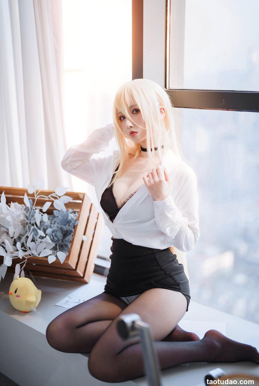 [rioko凉凉子] 办公室的意外 [35P-394MB]