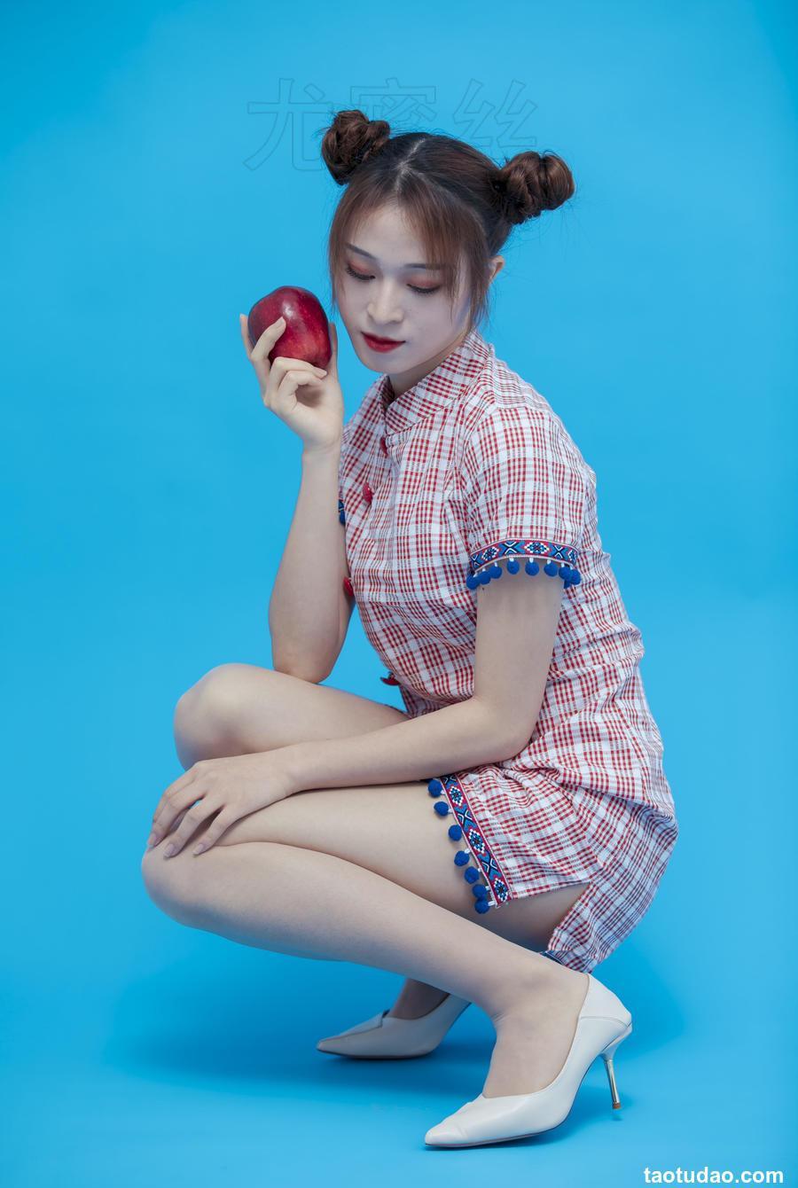 [尤蜜丝]穿搭写真 NO.007[99P／72MB]