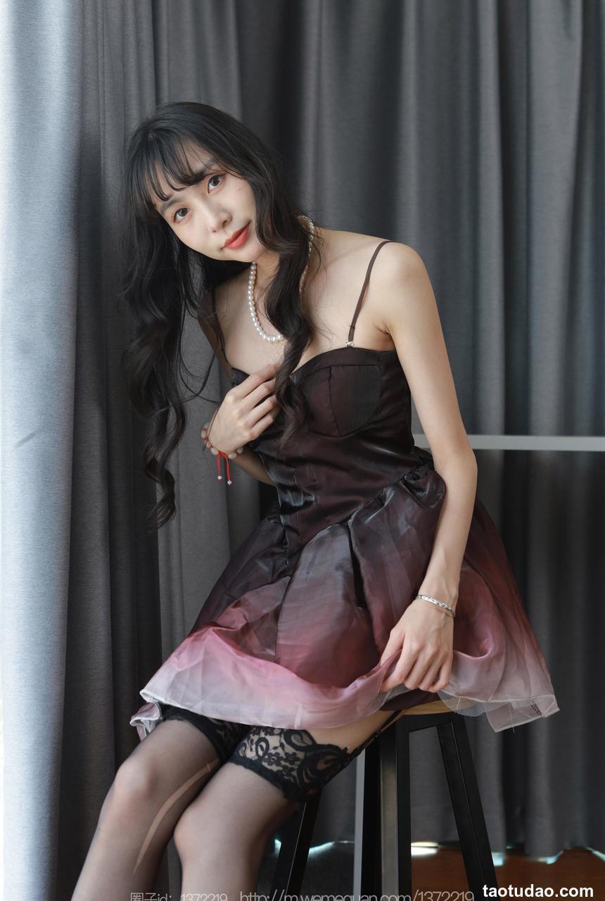 [IESS异思趣向] 2023.04.30 丝享家 1437 团团 《黑色吊带袜》[90P-110.4M]