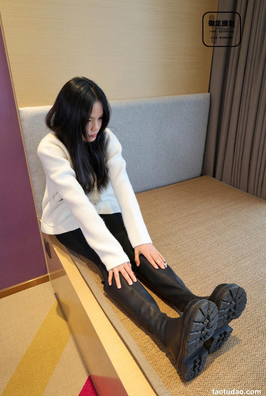 御足摄影 NO.005 长靴白袜裸足 [95P1V2.89GB]