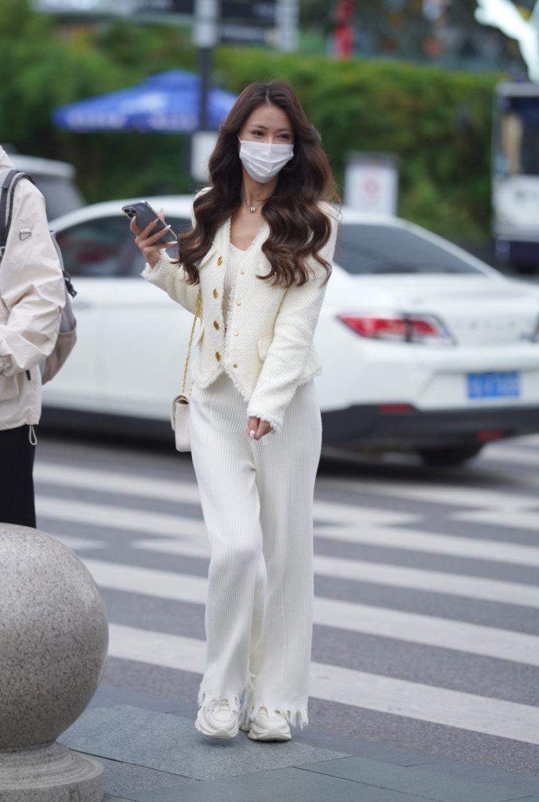 都市丽人白色短裙美女【83P-1.15G】