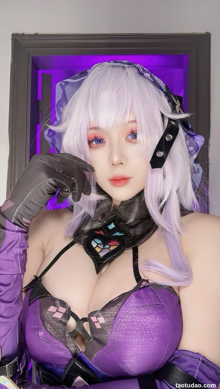 九言 - 黑天鹅 [48P-101MB]