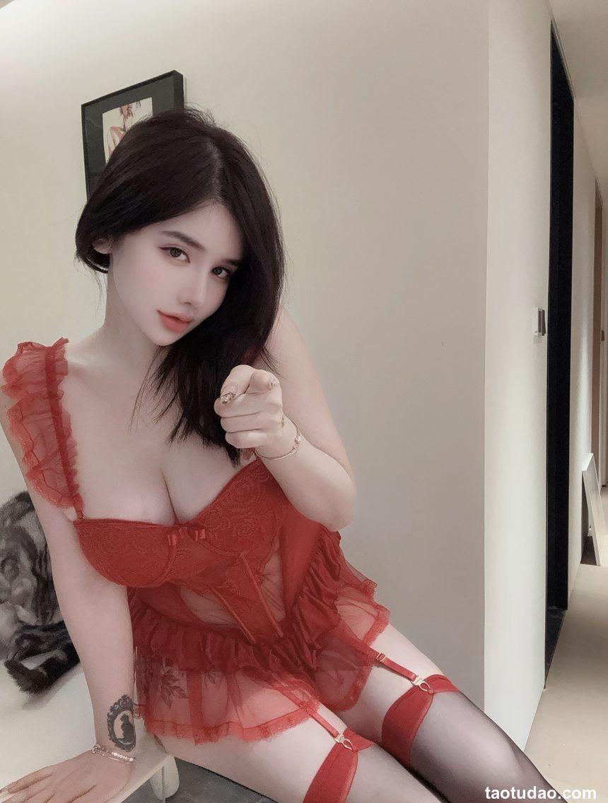 阿色 - 半腿红丝 [19P+5V-149MB]