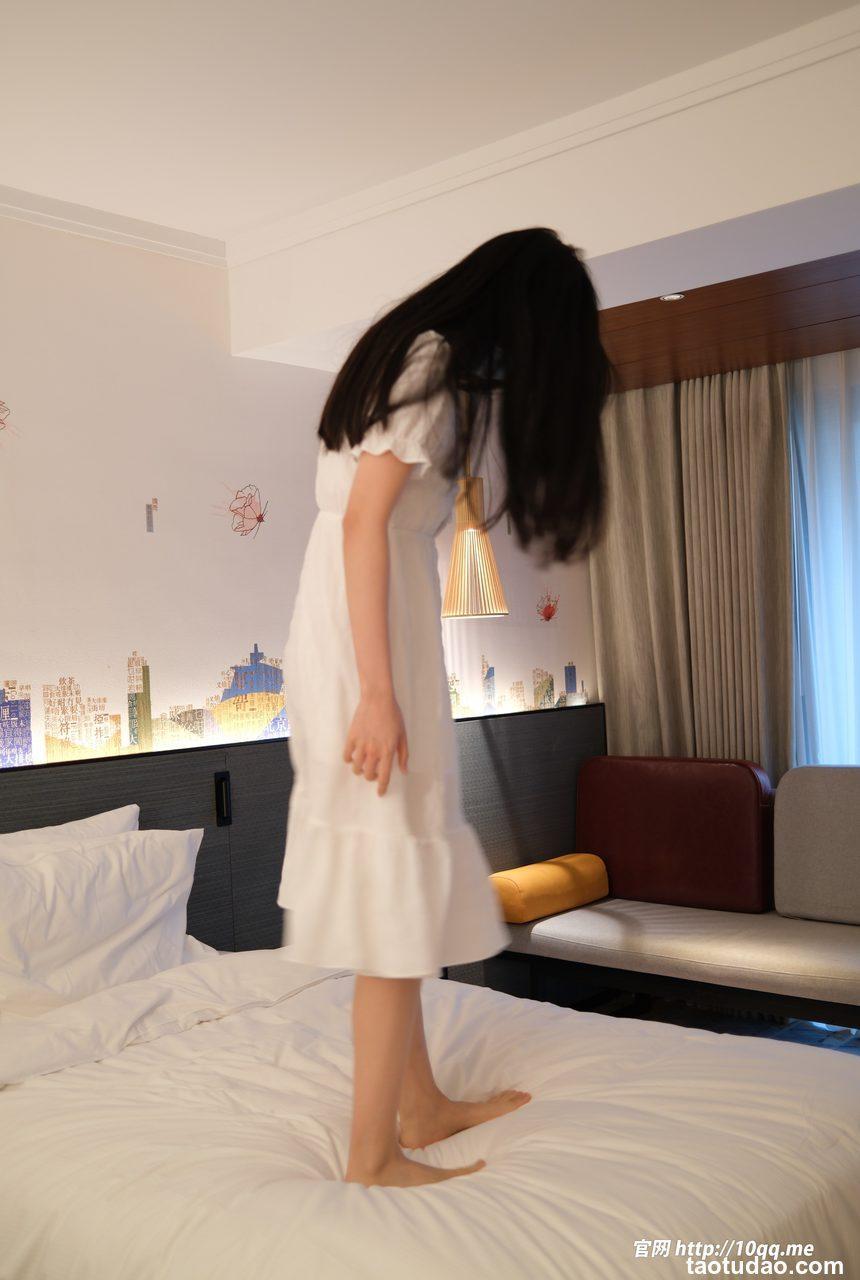 [ROSI口罩系列]2024.08.13 NO.2984[91+1P／75MB]