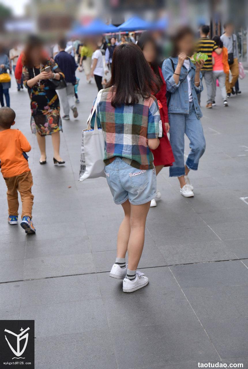 [YJ街拍]007 王の楼道 传单妹的逆袭！[81P-72MB]