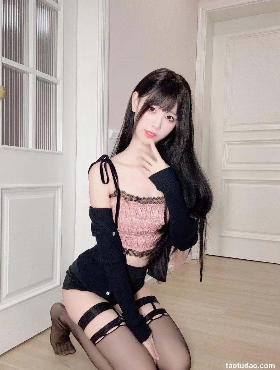 B站草莓粥粥2023年舰长福利合集 [1738P+55V-1.2GB]