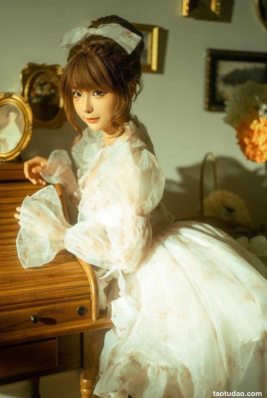 蠢沫沫 - NO.241 欧式女仆 [12P-107MB]