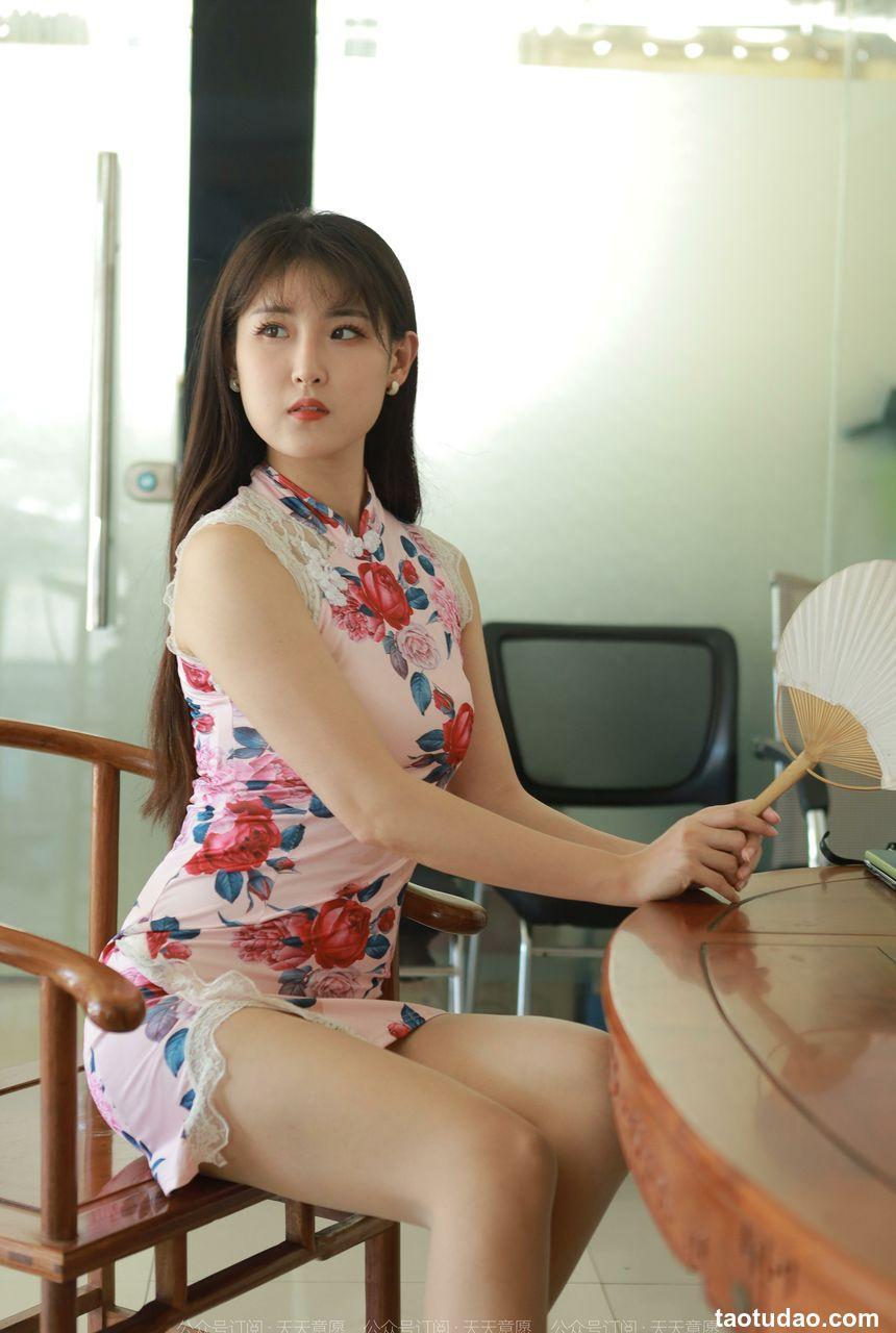 [IESS异思趣向] 2022.09.05 丝享家 1198 小宝《粉红佳人》[87P76MB]