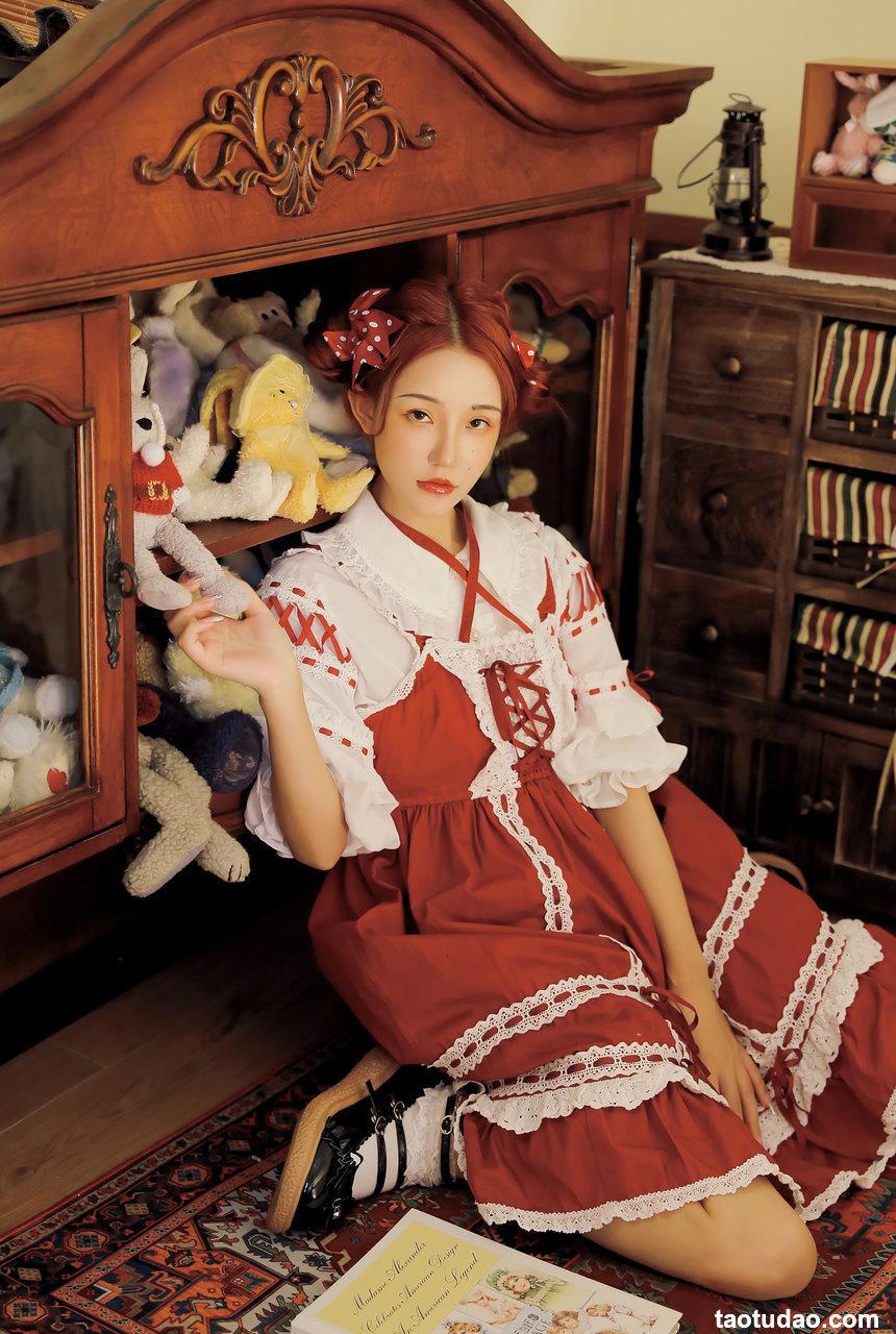 [YITUYU艺图语]2022.12.25 欢迎光临我的娃娃屋 小霜[30+1P／212MB]