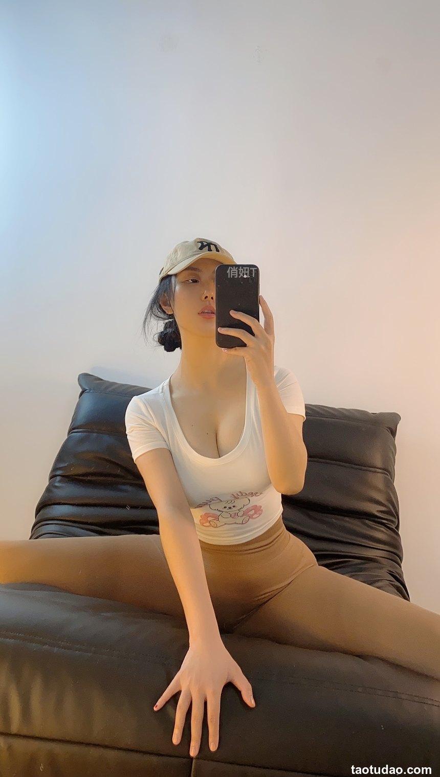 俏妞qiaoniuTT - 身材爆辣[24P-48MB]