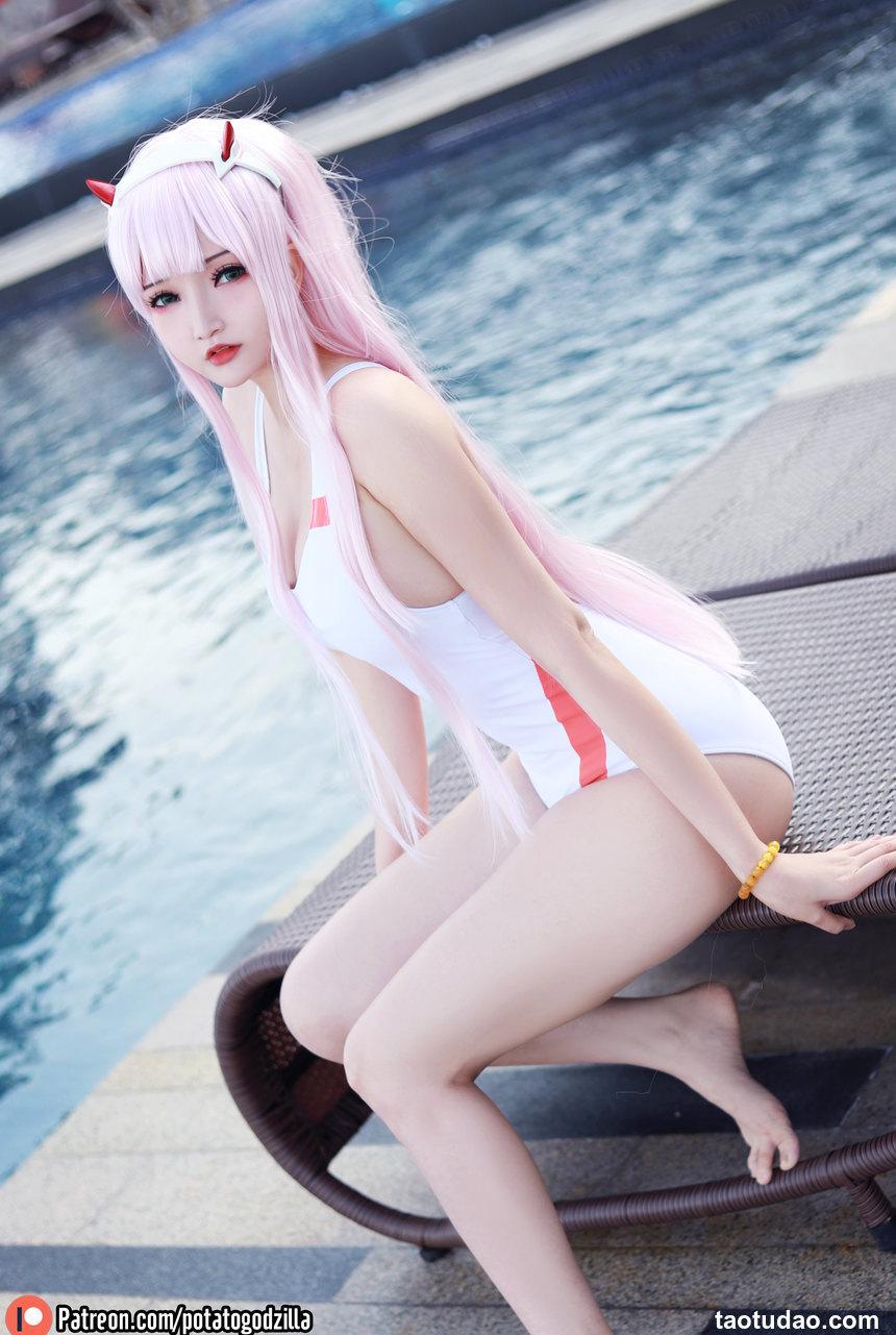 Potato Godzilla -  Zero Two Swimsuit [29P-209MB]