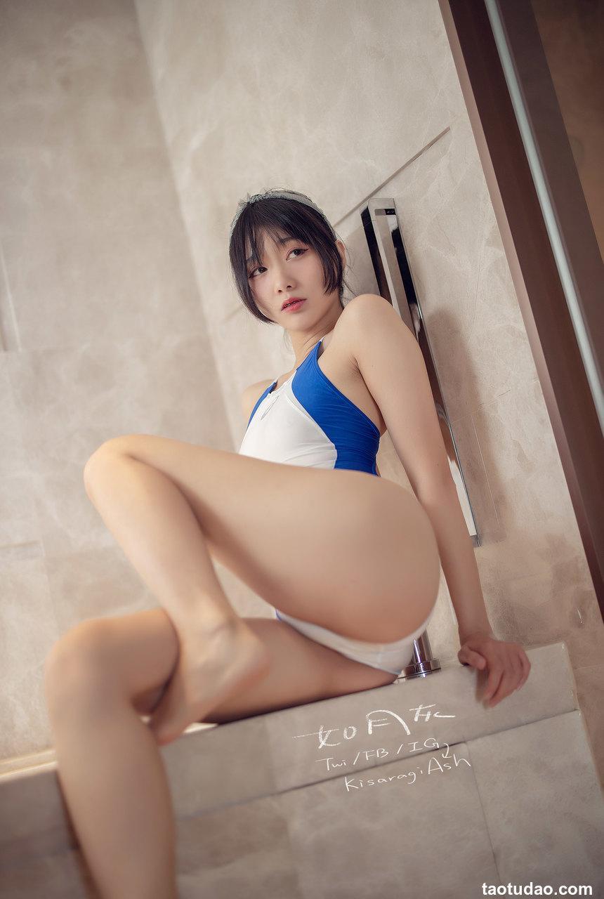 如月灰 - 蓝白竞泳 [40P-159MB]