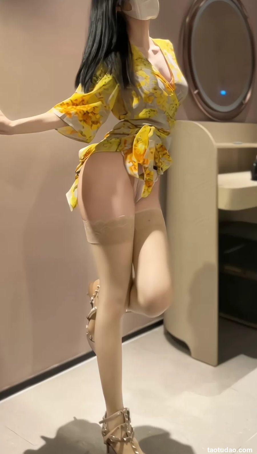 女刺客 - NO.12 黄色战袍 [23P-43MB]