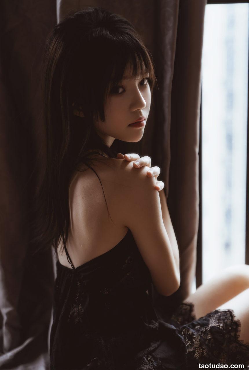 桜桃喵  - 黑 [21P-163MB]