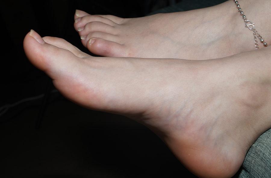 Pary摄影 NO.109 美女小来展示36码小巧嫩脚[88P／0.99GB]