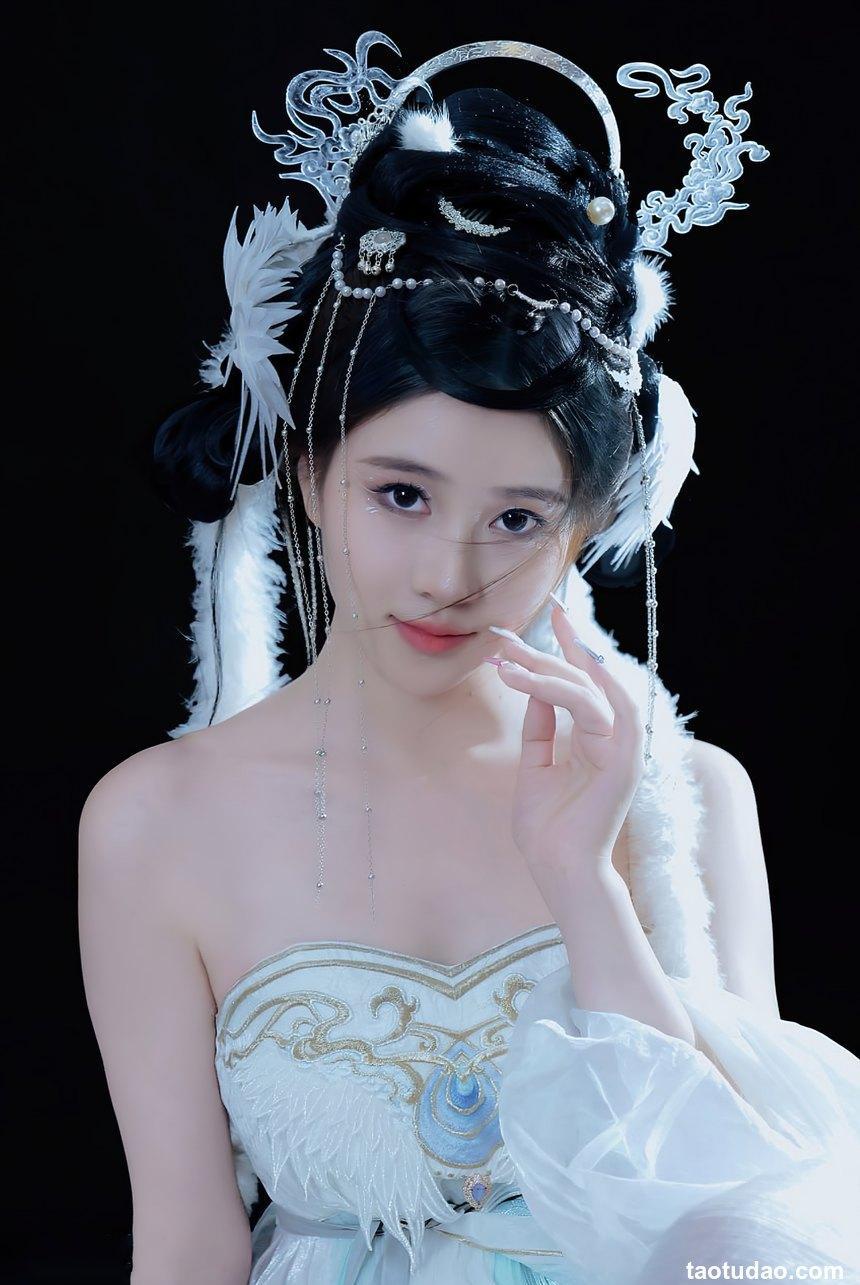 年年 - 嫦娥仙子 [36P-577MB]