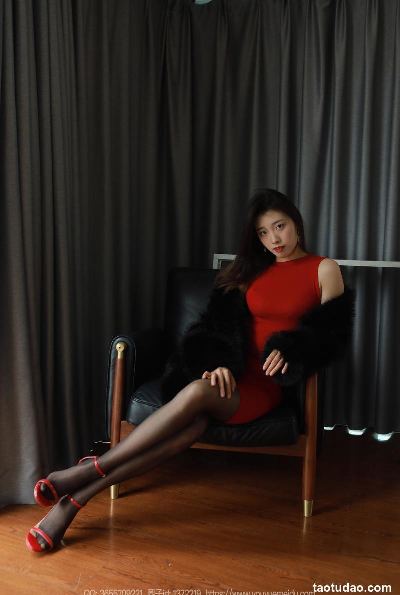 [IESS异思趣向] 2024.01.25 丝享家 1647 小九《红色包臀裙（上）》[86P-70MB]