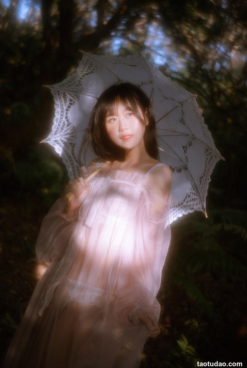 萌芽儿o0 -  林中少女 [30P-655MB]