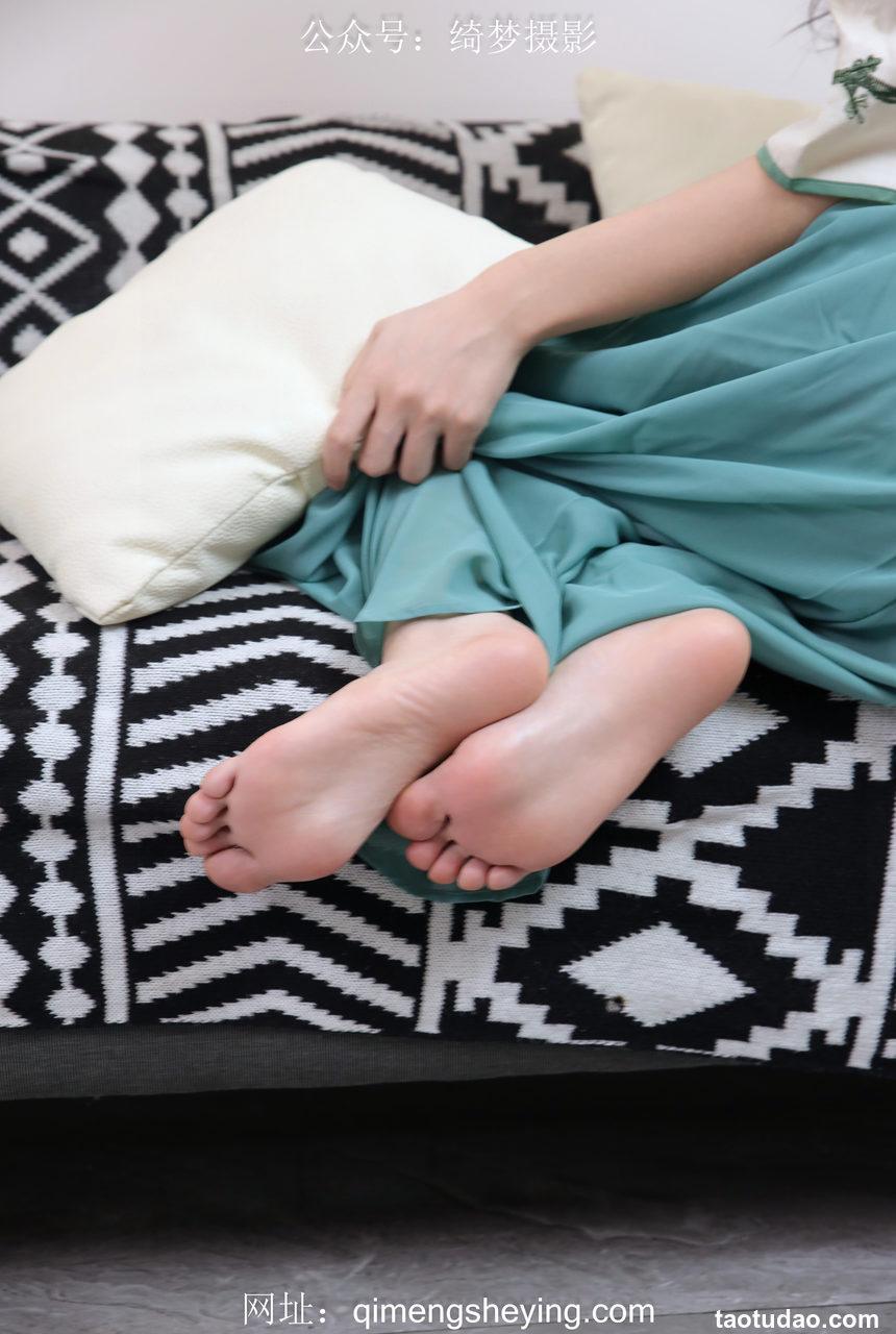 [绮梦摄影] 2024.11.16 NO.085 yuuu 珍藏无修无水印版 [180P+1V-5.25G]