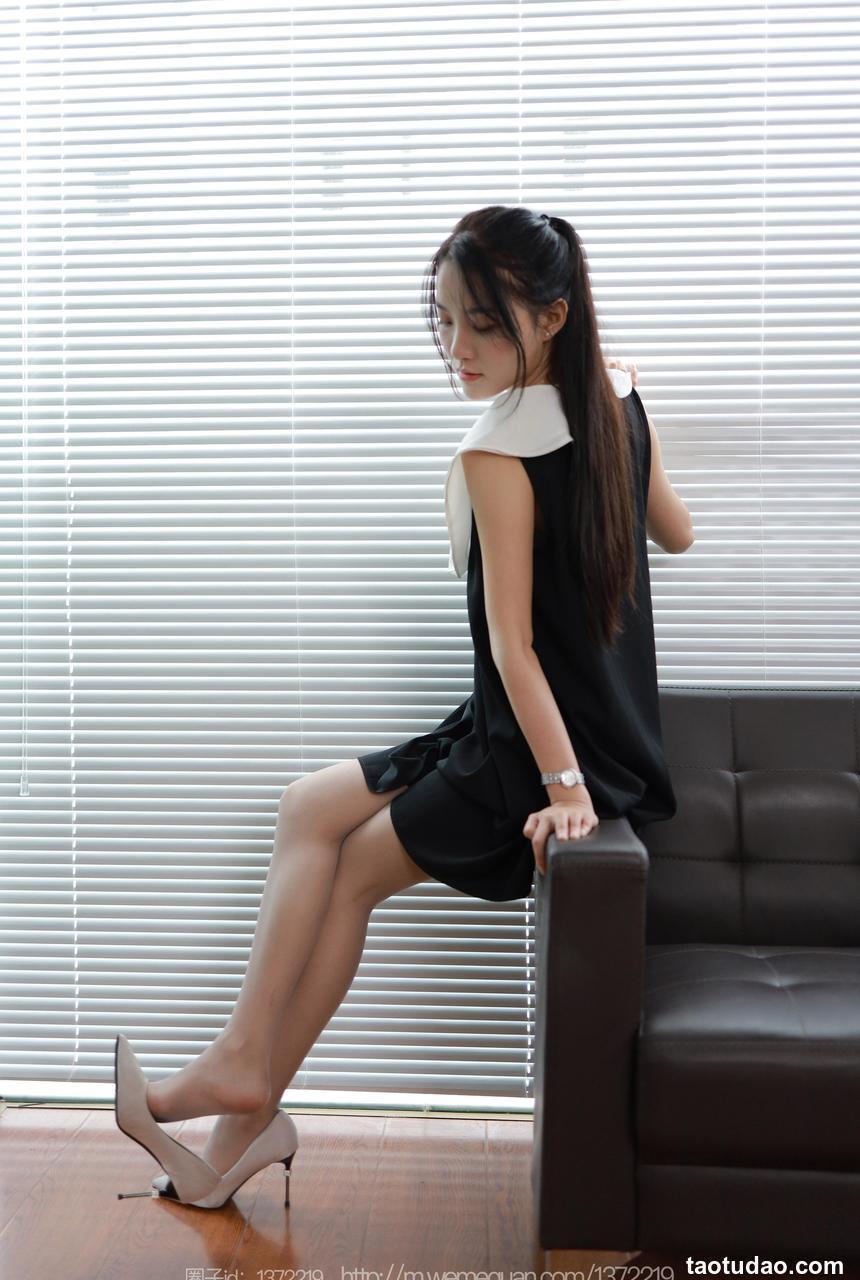 [IESS异思趣向] 2022.12.14 丝享家 1298 婉萍《熊猫配色》[84P-83.6M]