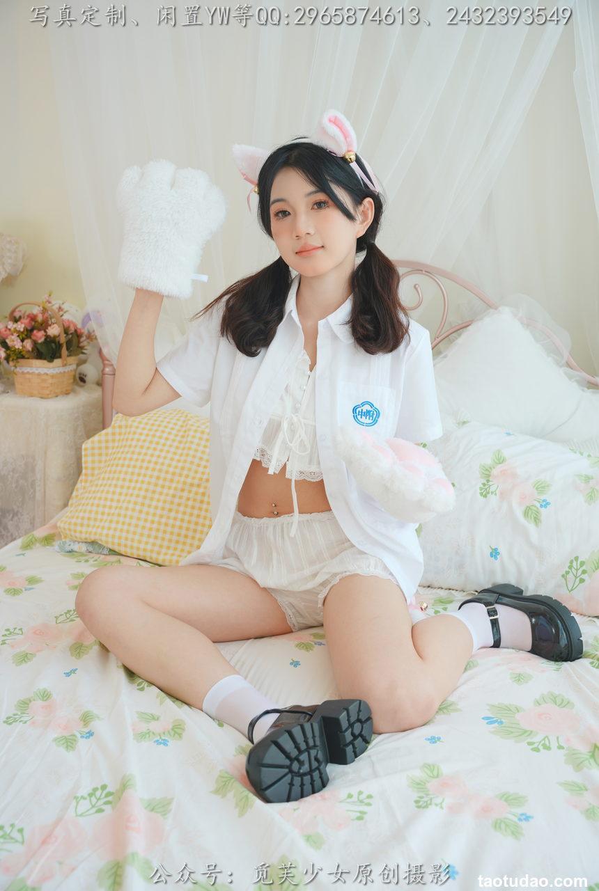 [觅芙少女]NO.225 薇薇-猫咪女仆咖啡厅今天营业哟[304P+1V／3.88GB]