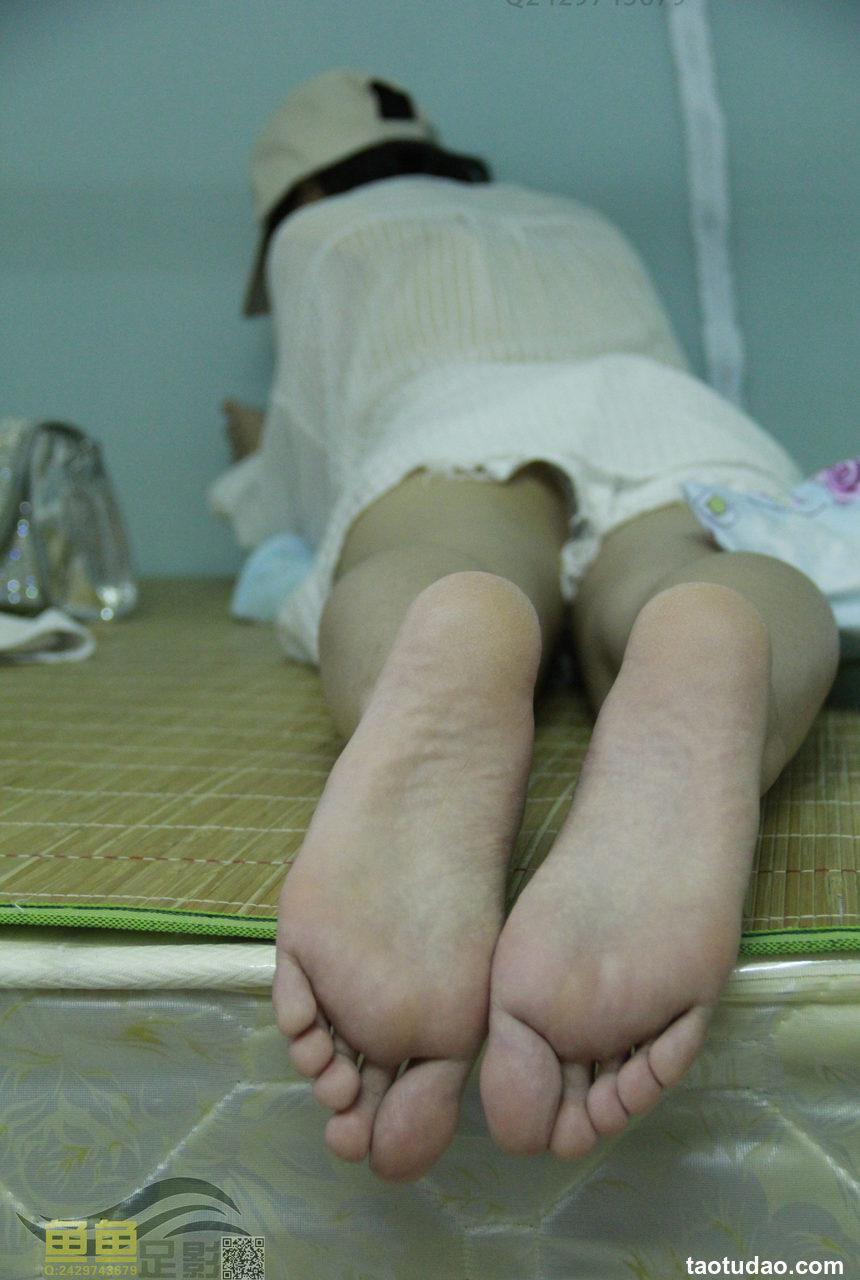 鱼鱼足影 NO.080 - 佛山妹[27P／90MB]