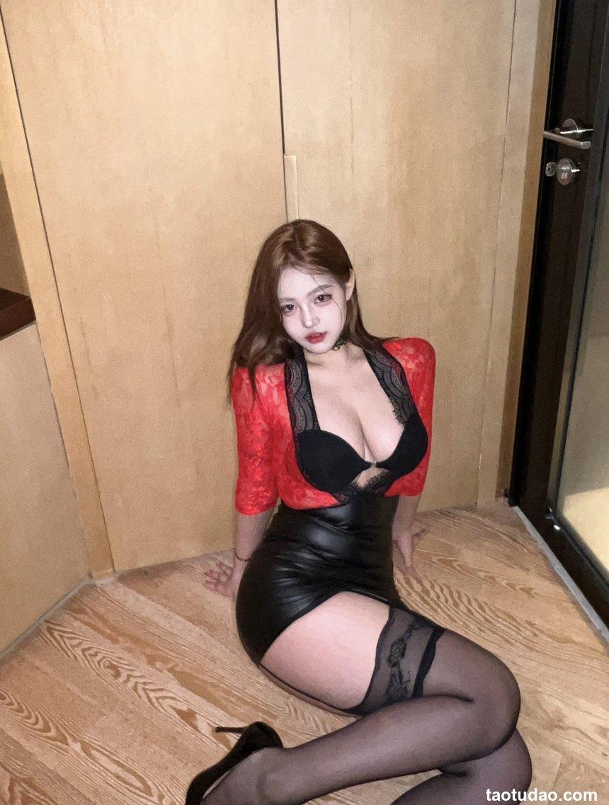 小u优优子 - 性感优质美女 [42P+1V-242MB]