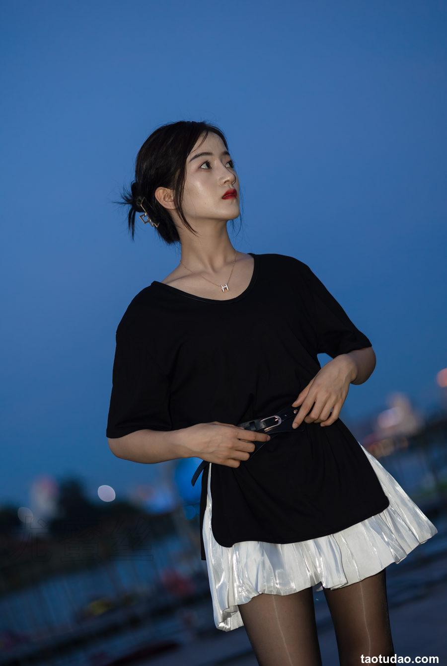 [尤蜜丝]穿搭写真 NO.059[49P／210MB]