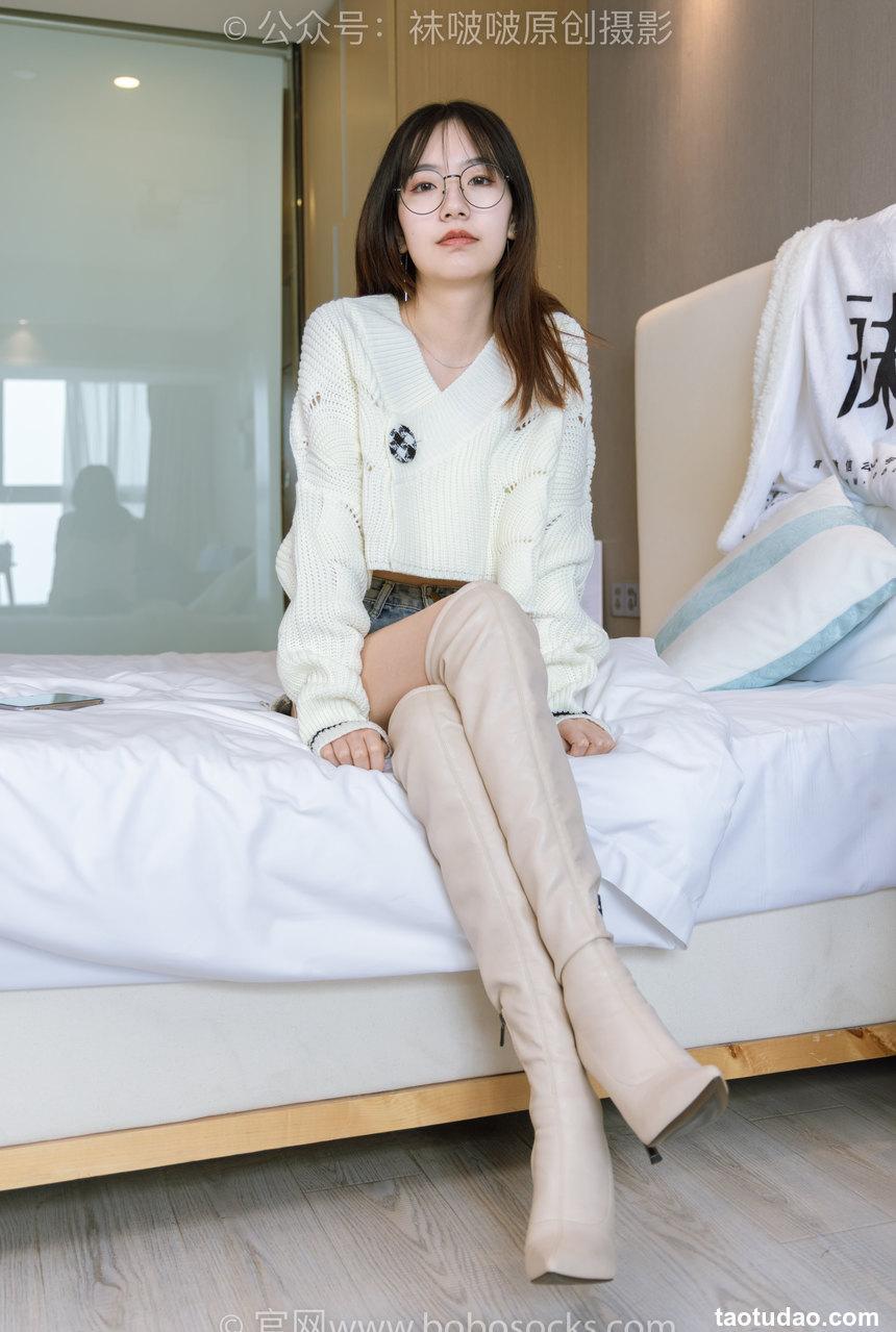 [BoBoSocks袜啵啵]NO.222 小甜豆-长靴、白棉袜、裸足[180P+1V／6.79GB]