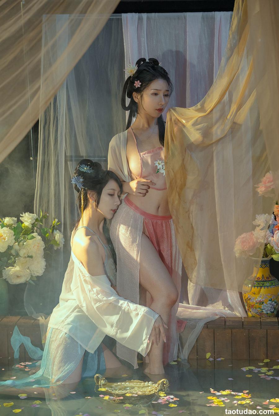 云溪溪 - 奶桃 水池 [42P-490MB]