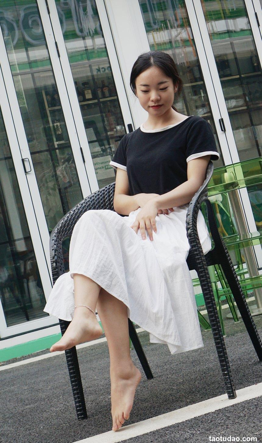 Pary摄影 NO.032 小罗创意园赤脚[124P／611MB]