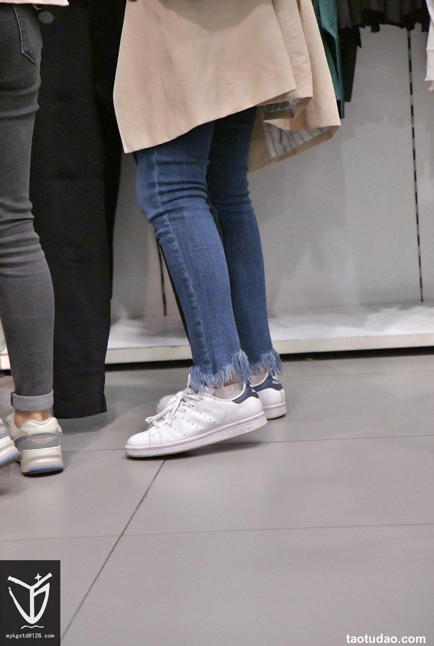 [YJ街拍]008 试衣间潜入[60P+1V-85MB]