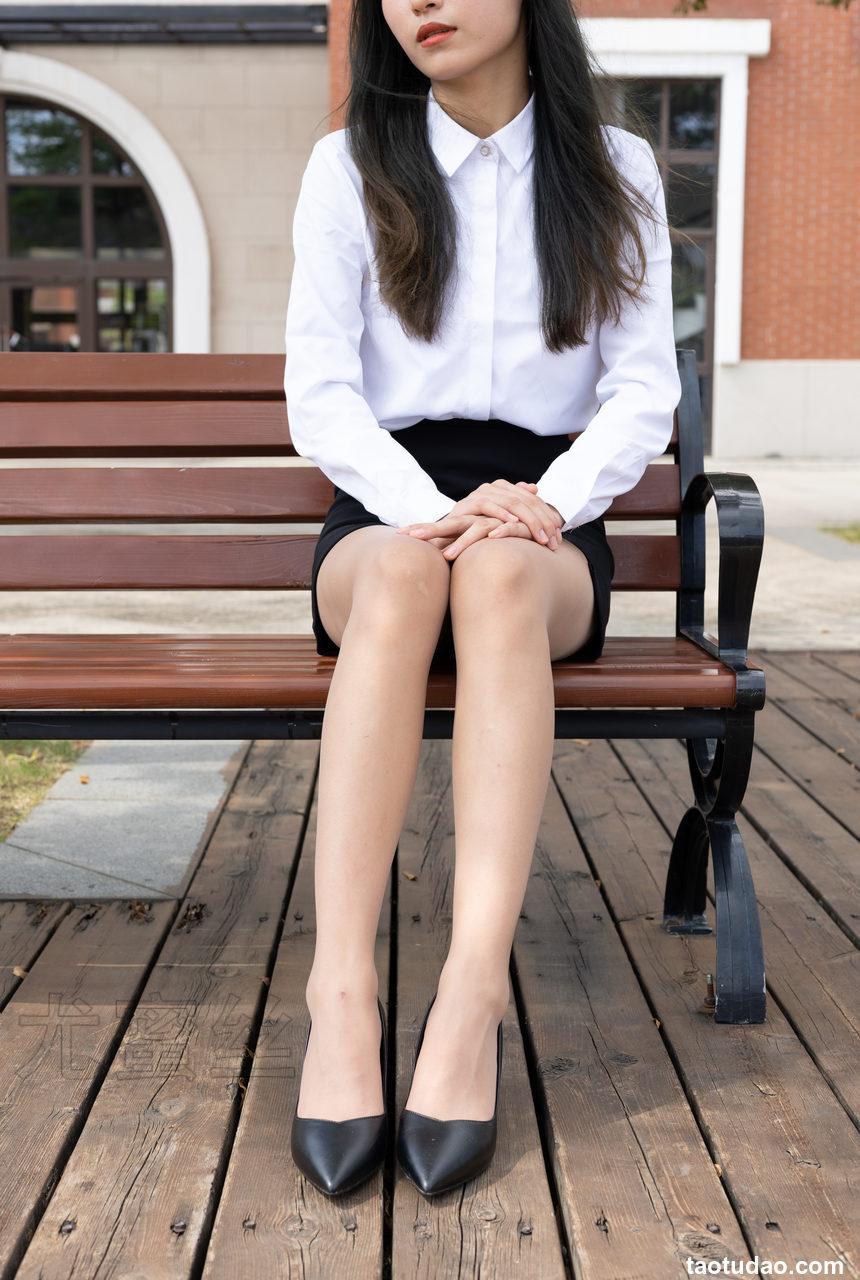 [尤蜜丝]穿搭写真 NO.072[46P／375MB]