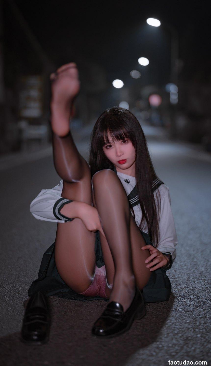 轩墨学姐-公路JK [45P-78MB]