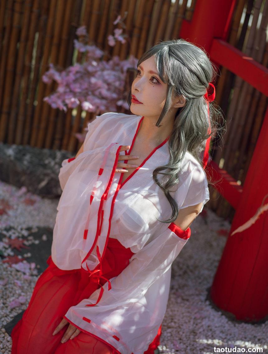 秋和柯基 -  汤池巫女 [35P+1V-711MB]