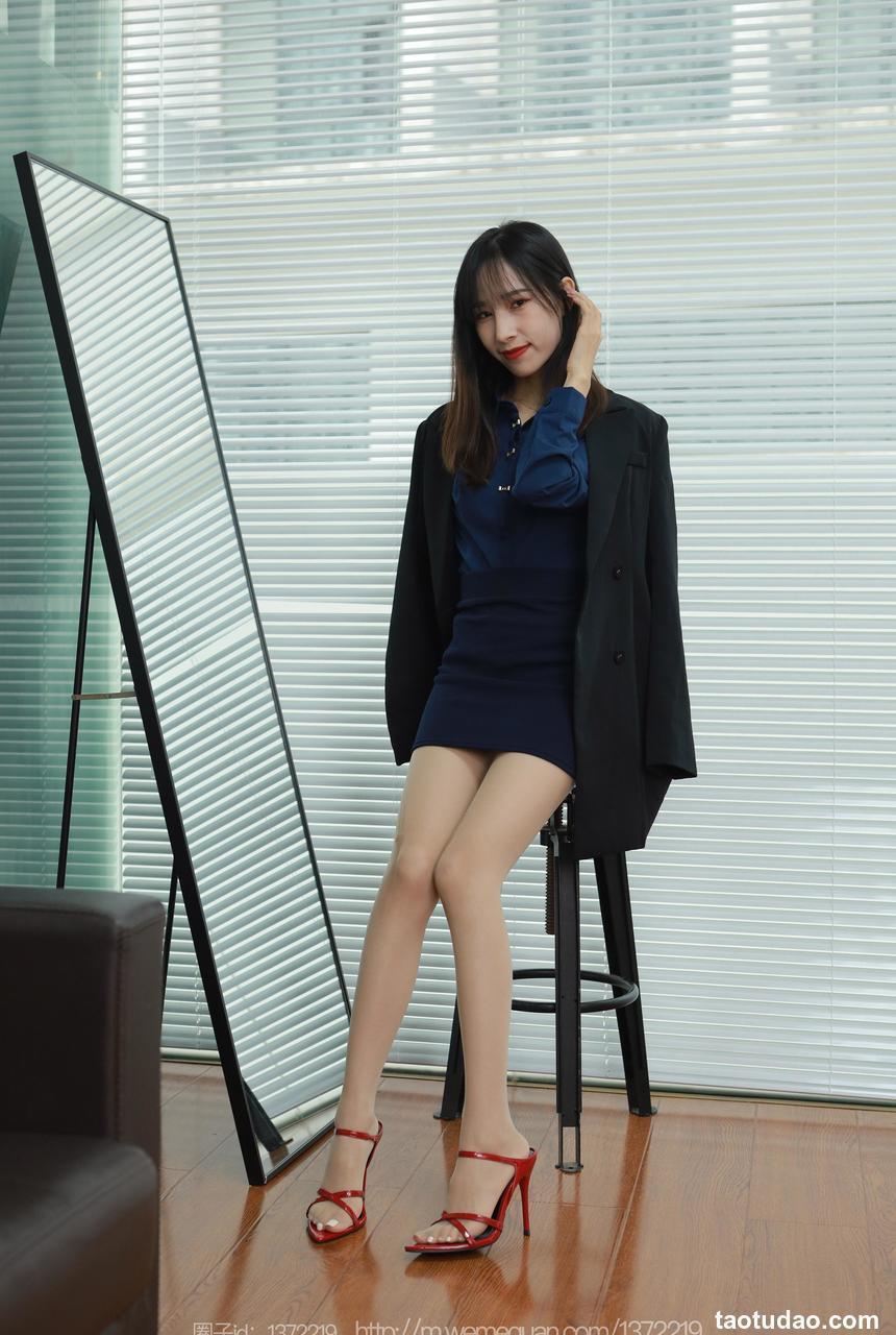 [IESS异思趣向] 2023.03.22 丝享家 1398 美子《红跟凉鞋》[90P-88M]