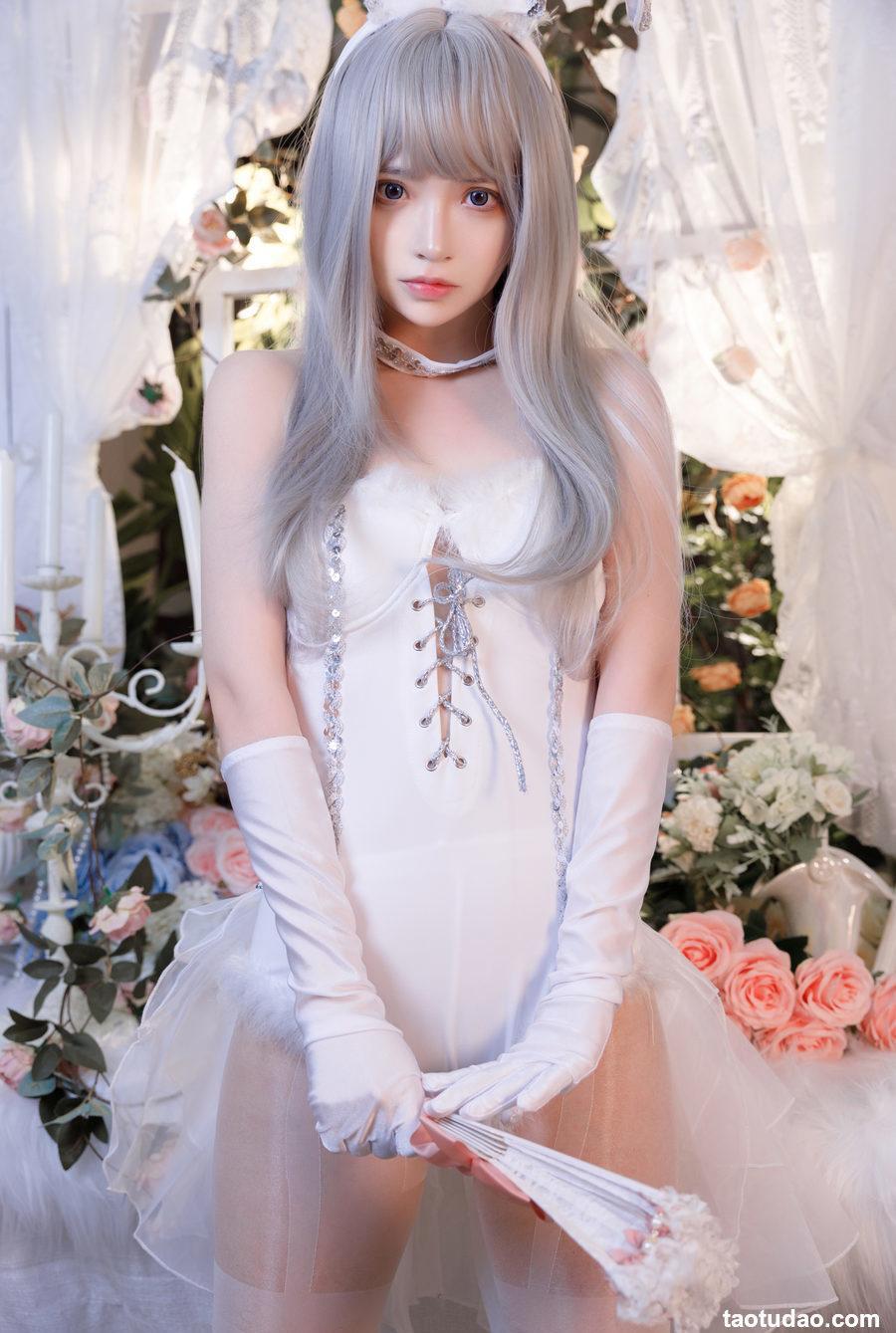 疯猫ss -  纯白绒绒兔 [40P+2V-1.02GB]