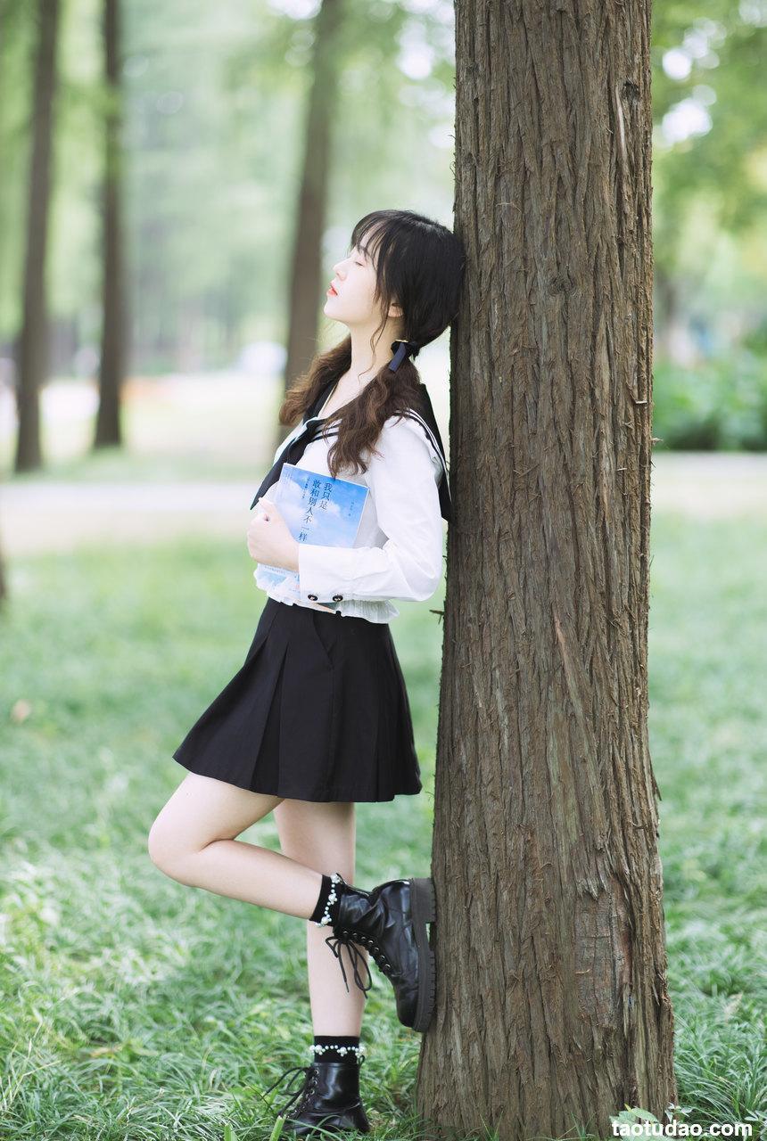 [YITUYU艺图语]2022.12.23 林中の时光 楸萩[24+1P／185MB]