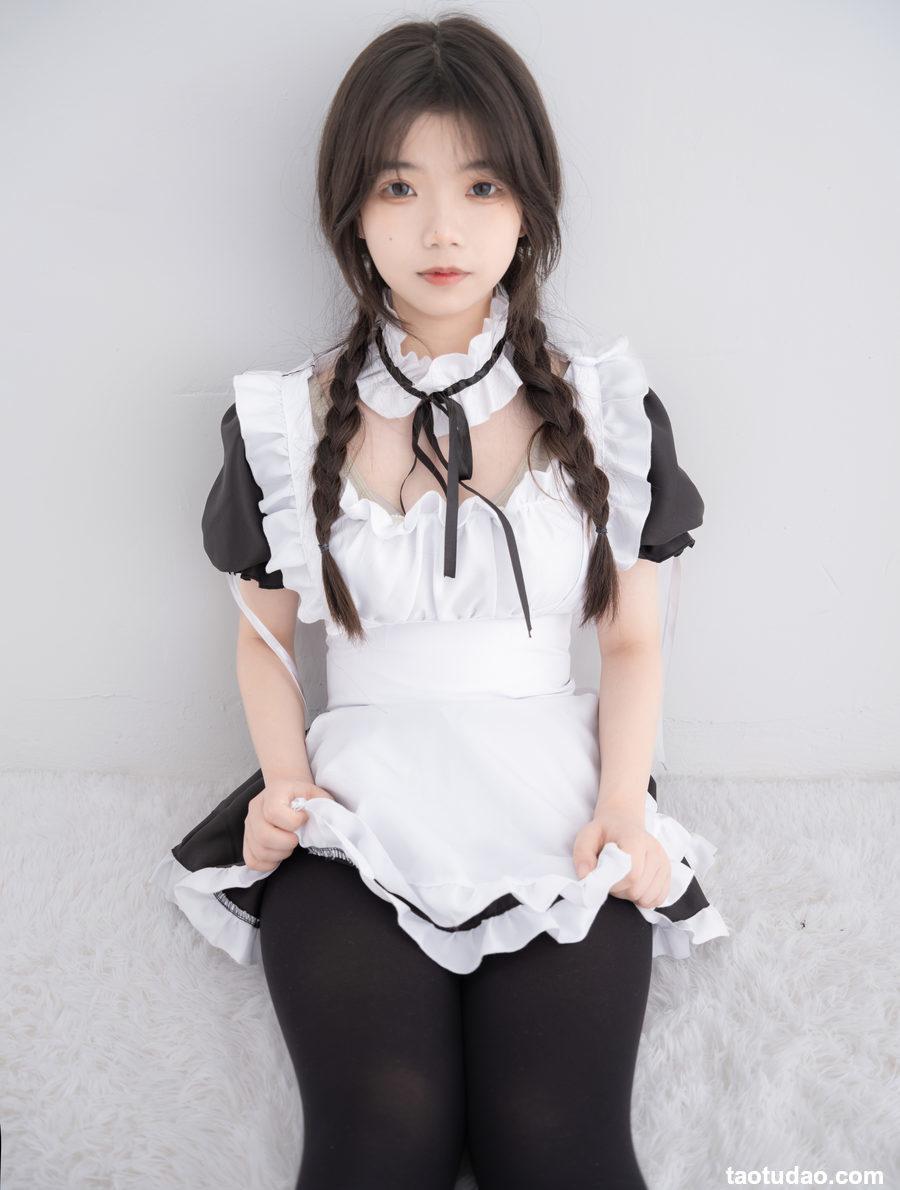 紧急企划 内部007 R17 奶昔黑丝女仆 无水印原版 [50P+1V-2.18GB]