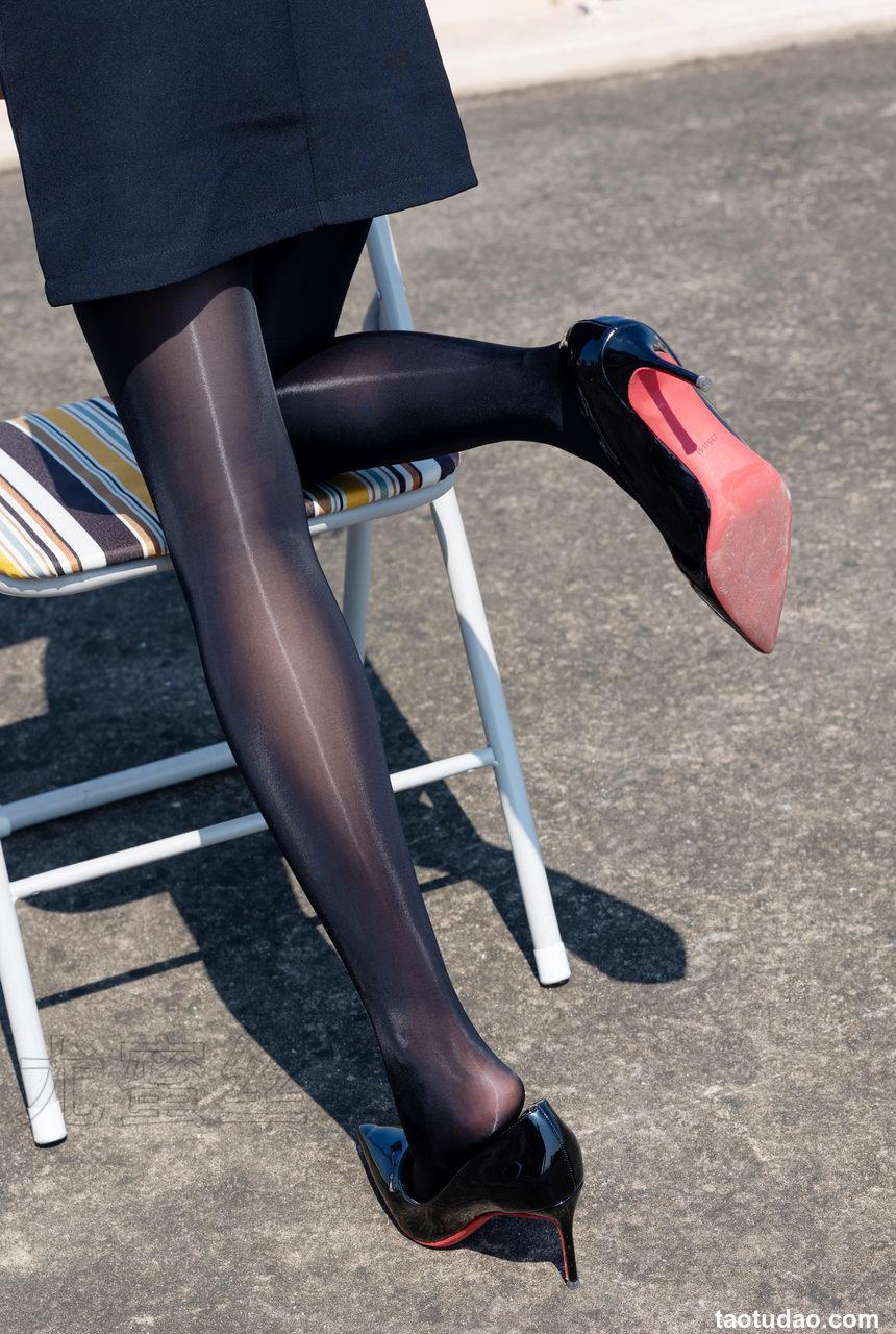 [尤蜜丝]穿搭写真 NO.083[64P／413MB]