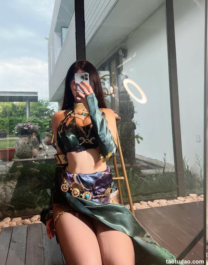 小玉吃果冻 - 腰配俏蜜桃各种摇摆 [17P-79MB]