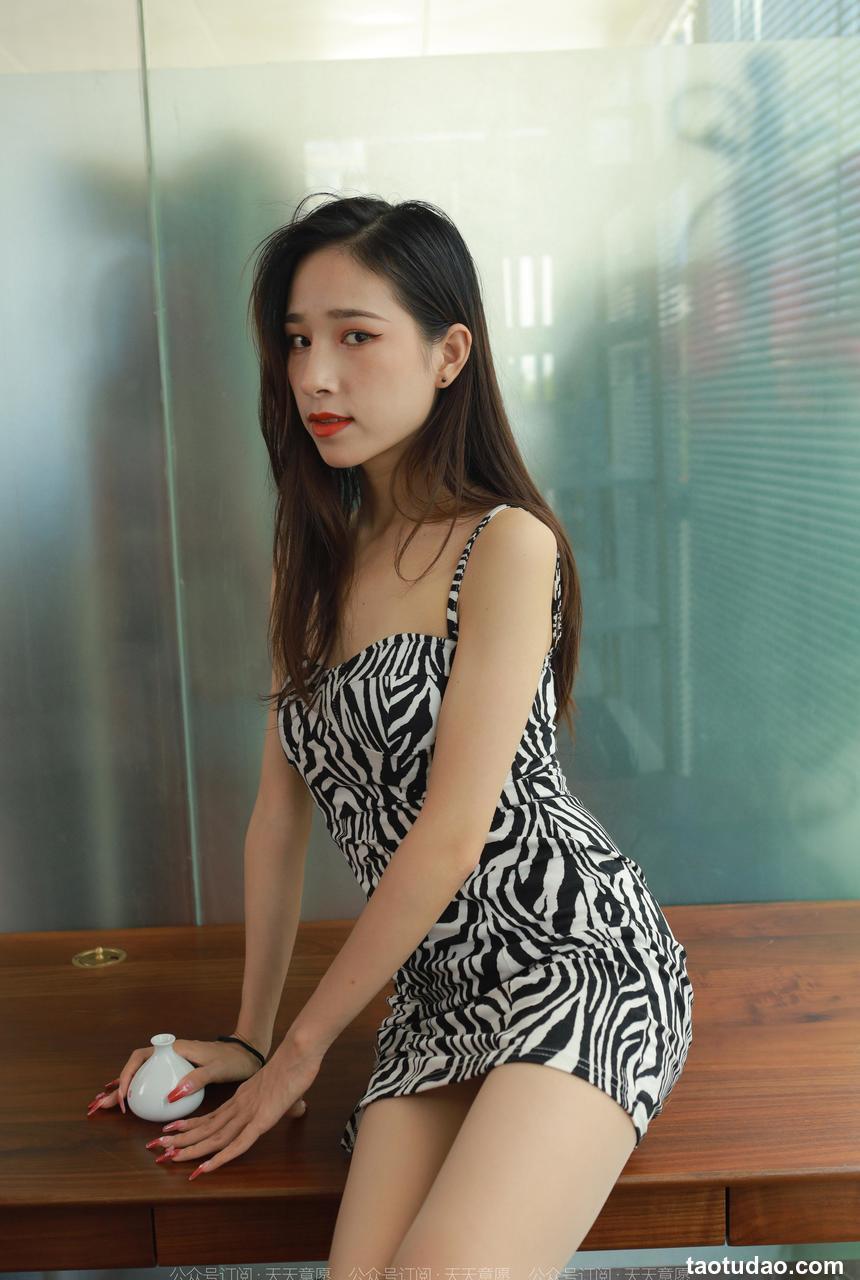 [IESS异思趣向] 2022.10.07 丝享家 1230 美子《众享丝滑》[89P-88.3M]