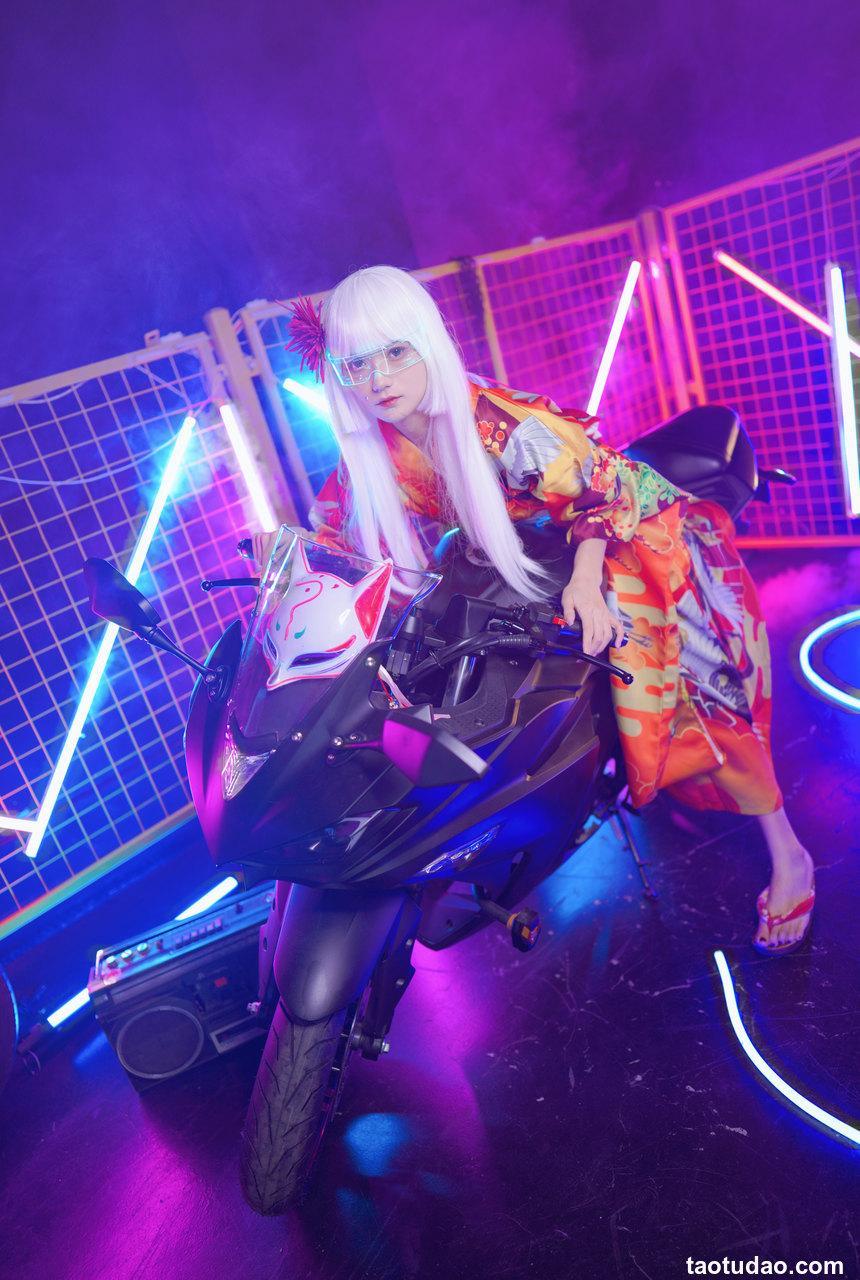 兔子Zzz不吃胡萝卜 -  赛博电子姬 [32P-355MB]