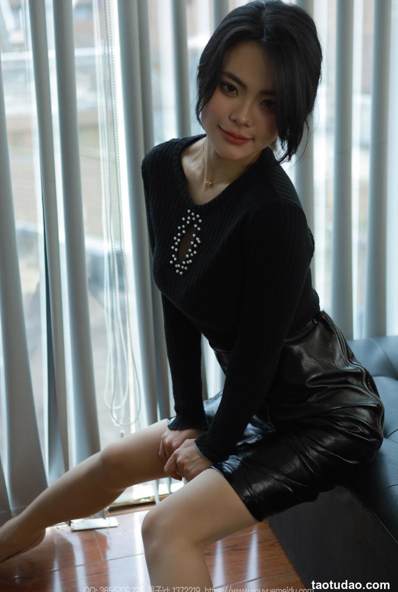 [IESS异思趣向] 2024.01.23 丝享家 1645 兔兔《柔韧小蛮腰》[90P-78MB]