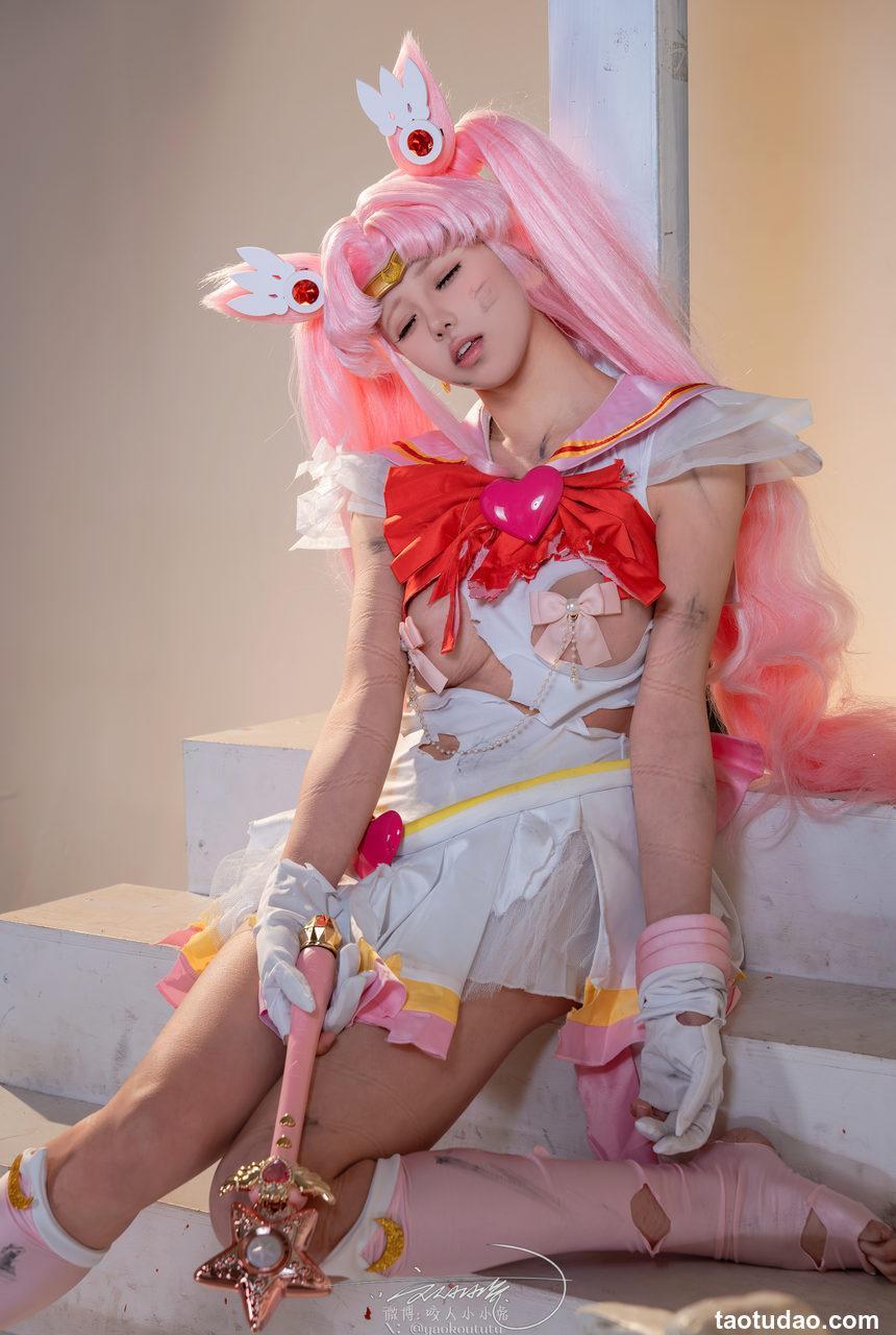 咬一口兔娘-小小兔大危机[73P+1V-1.81G]