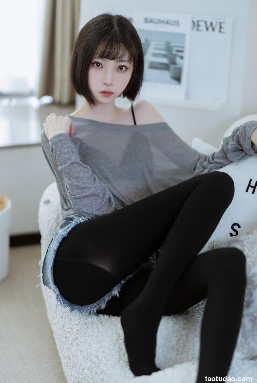 许岚LAN 半透毛衣 [40P-567MB]