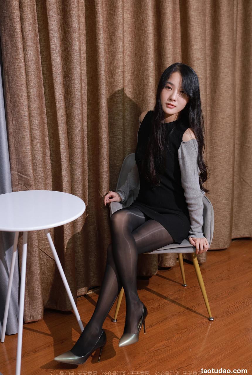 [IESS异思趣向] 2022.12.10 丝享家 1294 婉萍《油亮油亮》[86P-109.2M]